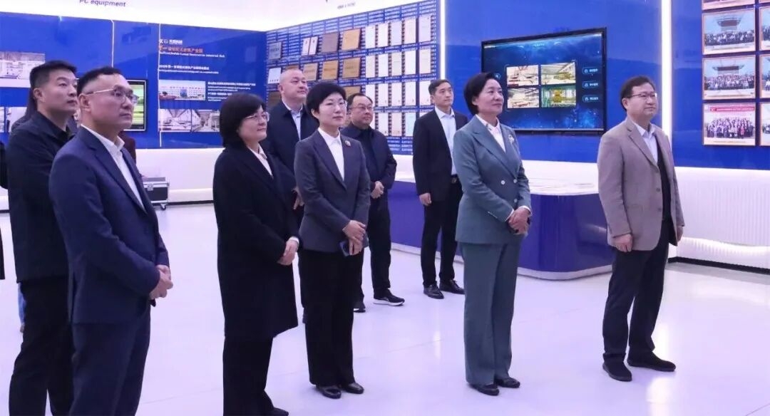 任城区政协党组书记、主席李翠玲一行 莅临天意集团调研指导