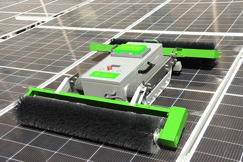 为何当前光伏机器人备受关注?这背后其实是光伏行业进入新发展阶段的必然趋势